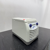 Eppendorf 5418R Refrigerated Centrifuge image 0